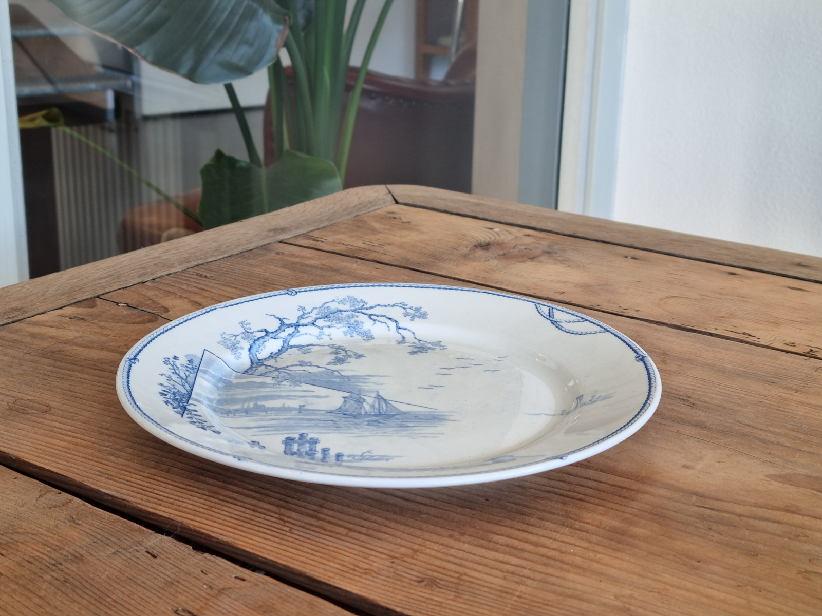 Petrus Regout Marines lichtblauw plat dinerbord 23,5 cm (rond model, horizon)