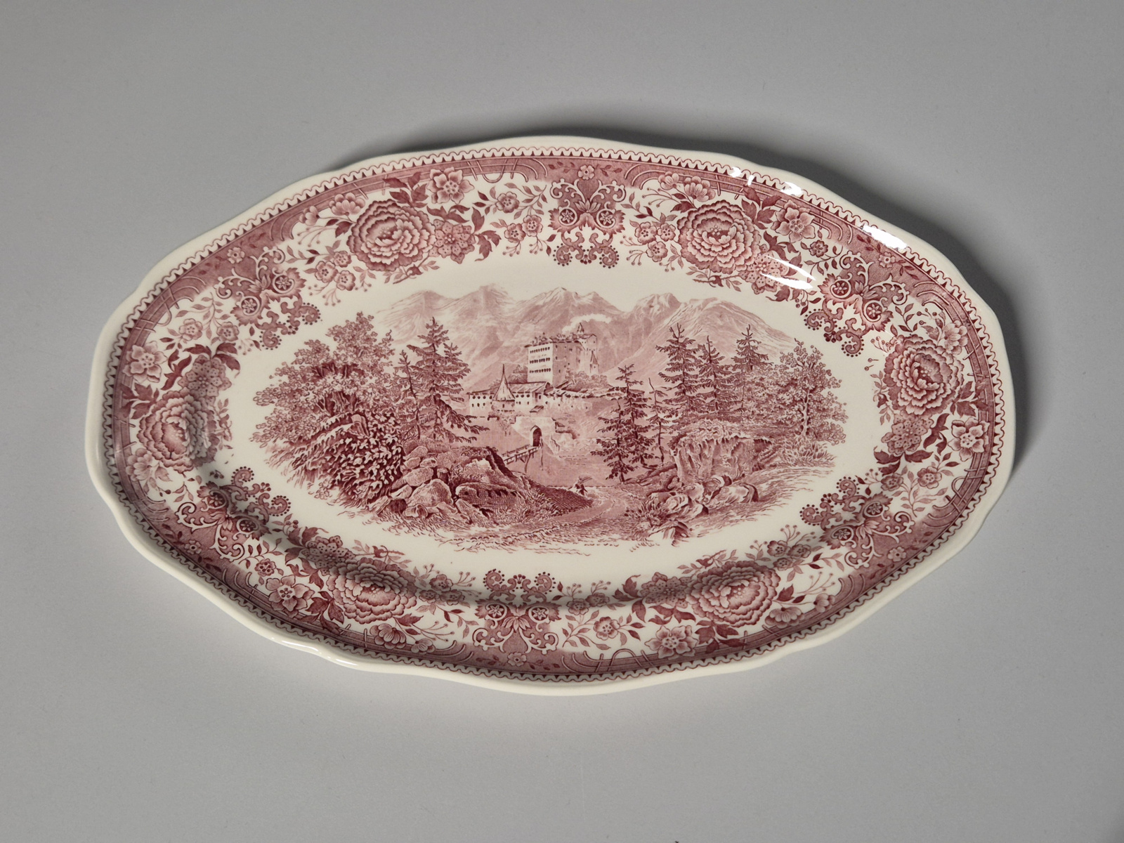 Villeroy en Boch Burgenland rood ovale schaal 33,5 cm