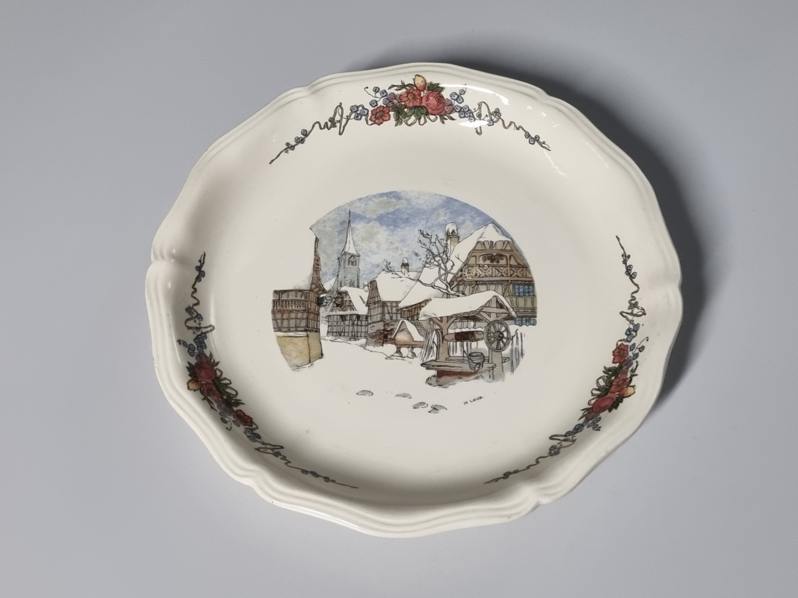 Frans Sarreguemines Obernai tazza, ronde schaal op voet 27 cm