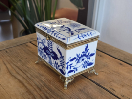 Zwiebelmuster onbekend merk Doos op pootjes