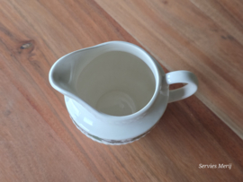 Wedgwood Stratford schenkkannetje roomkannetje