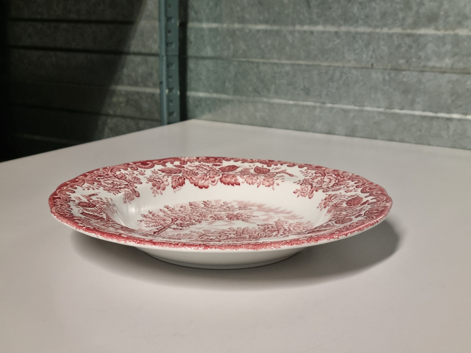 Engels rood English Style diep pasta curry bord 24 cm