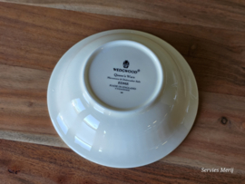 Wedgwood Edme Ontbijtschaaltje Serveerschaaltje 16 cm (gebruikskrasjes binnenin)
