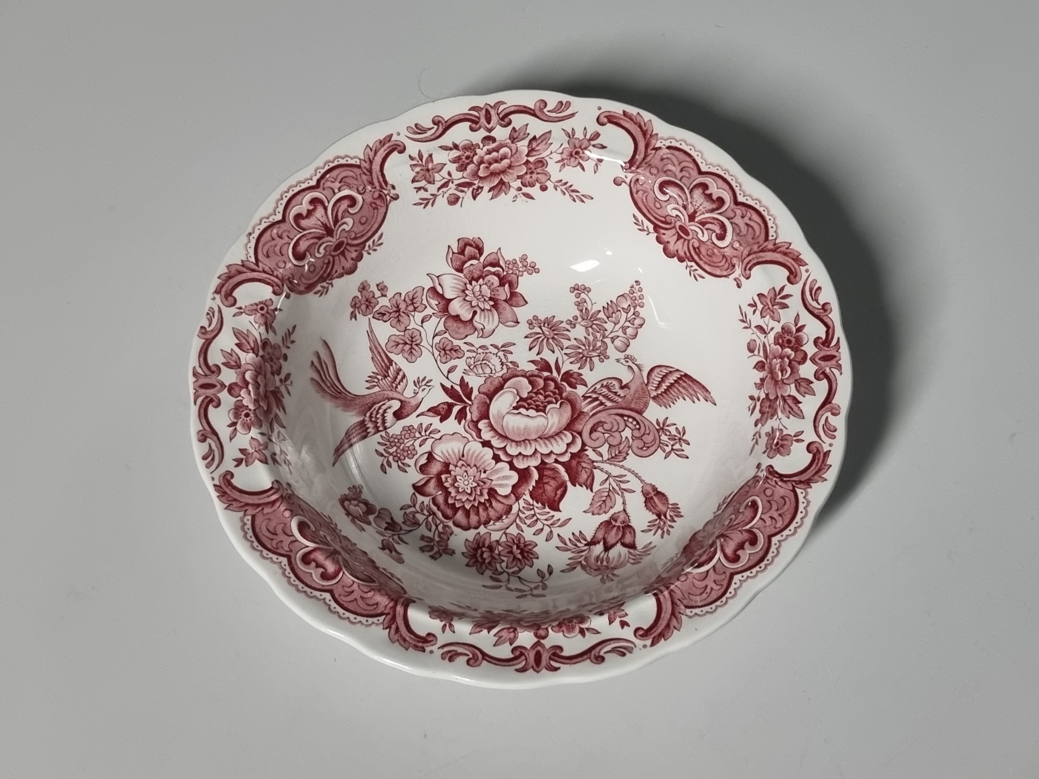 Engels rood Ridgway Windsor hoge ronde schaal 20 cm