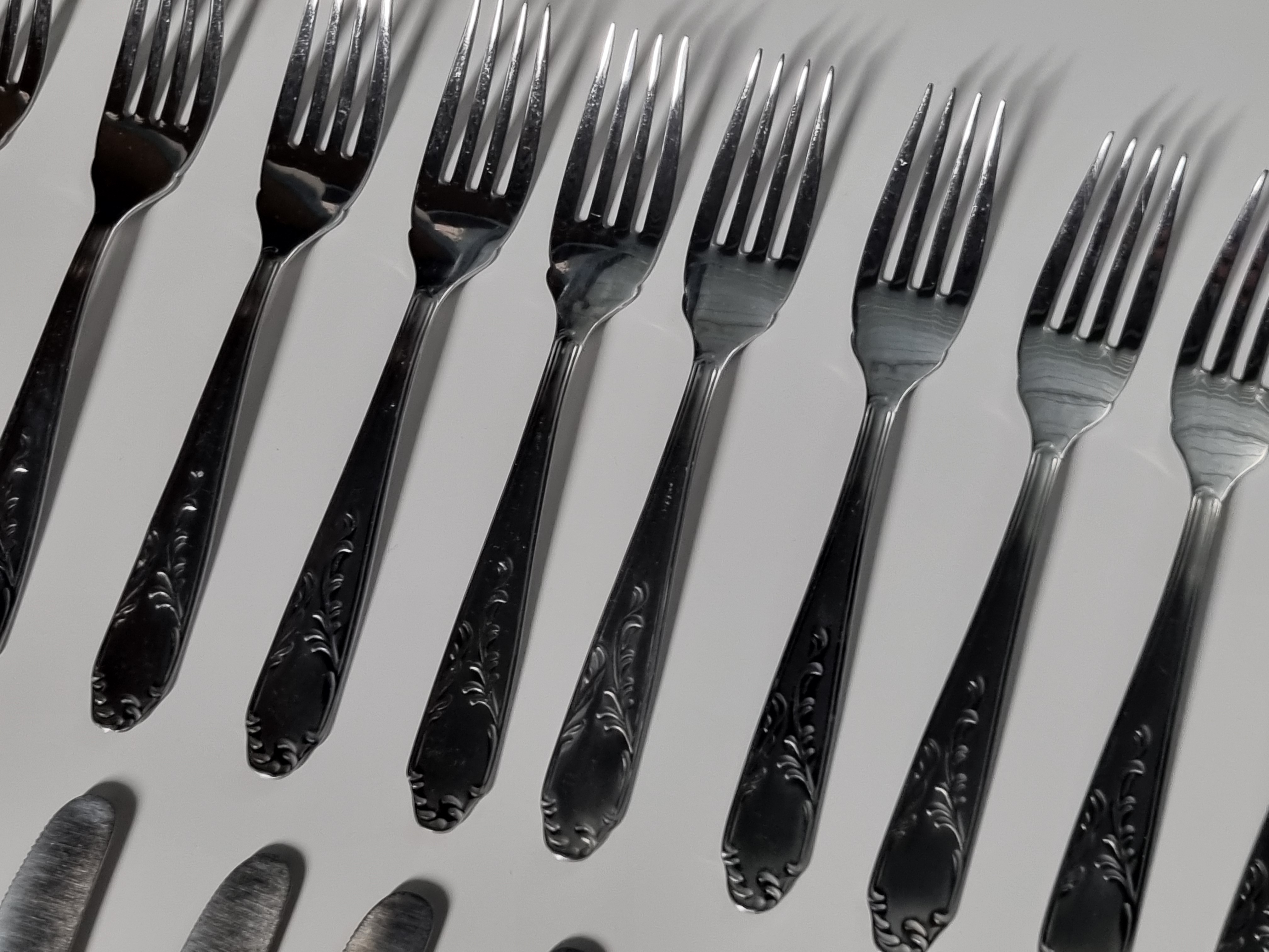 Bestekset Gallo Inox 12 personen 24 delen
