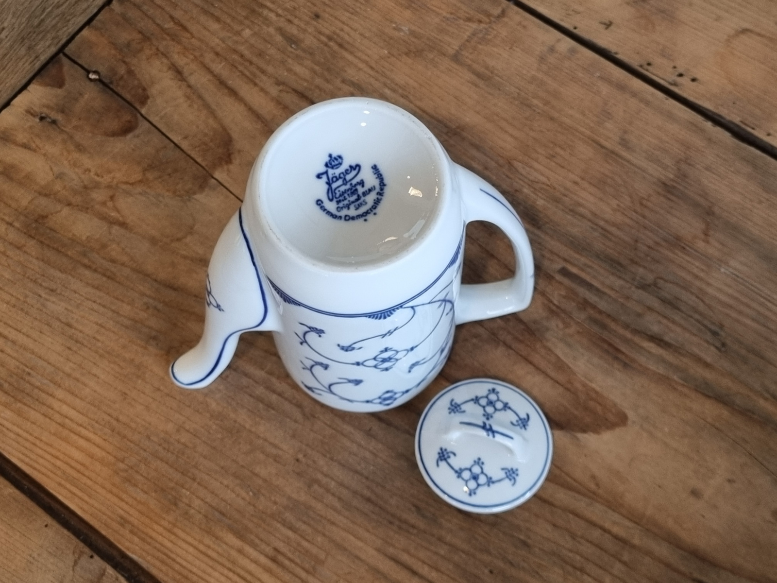 Duits Jäger Saks kleine Koffiepot 14,5 cm