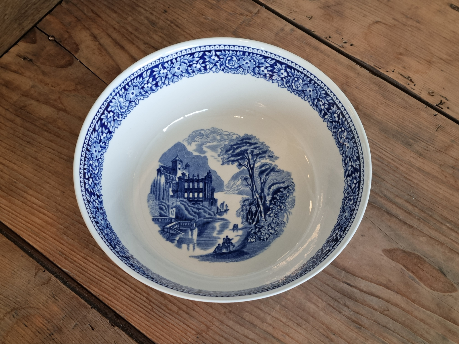 Regout Castillo Old England blauw hoge ronde schaal 22,5 cm