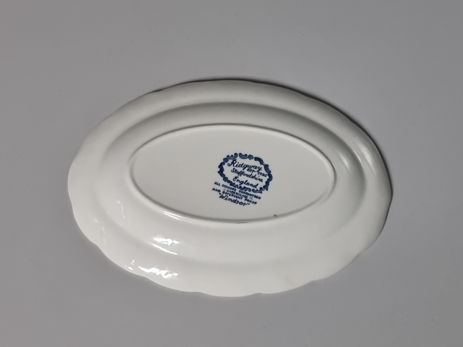 Engels Ridgway Windsor blauw Serveerschaaltje 20,5 cm