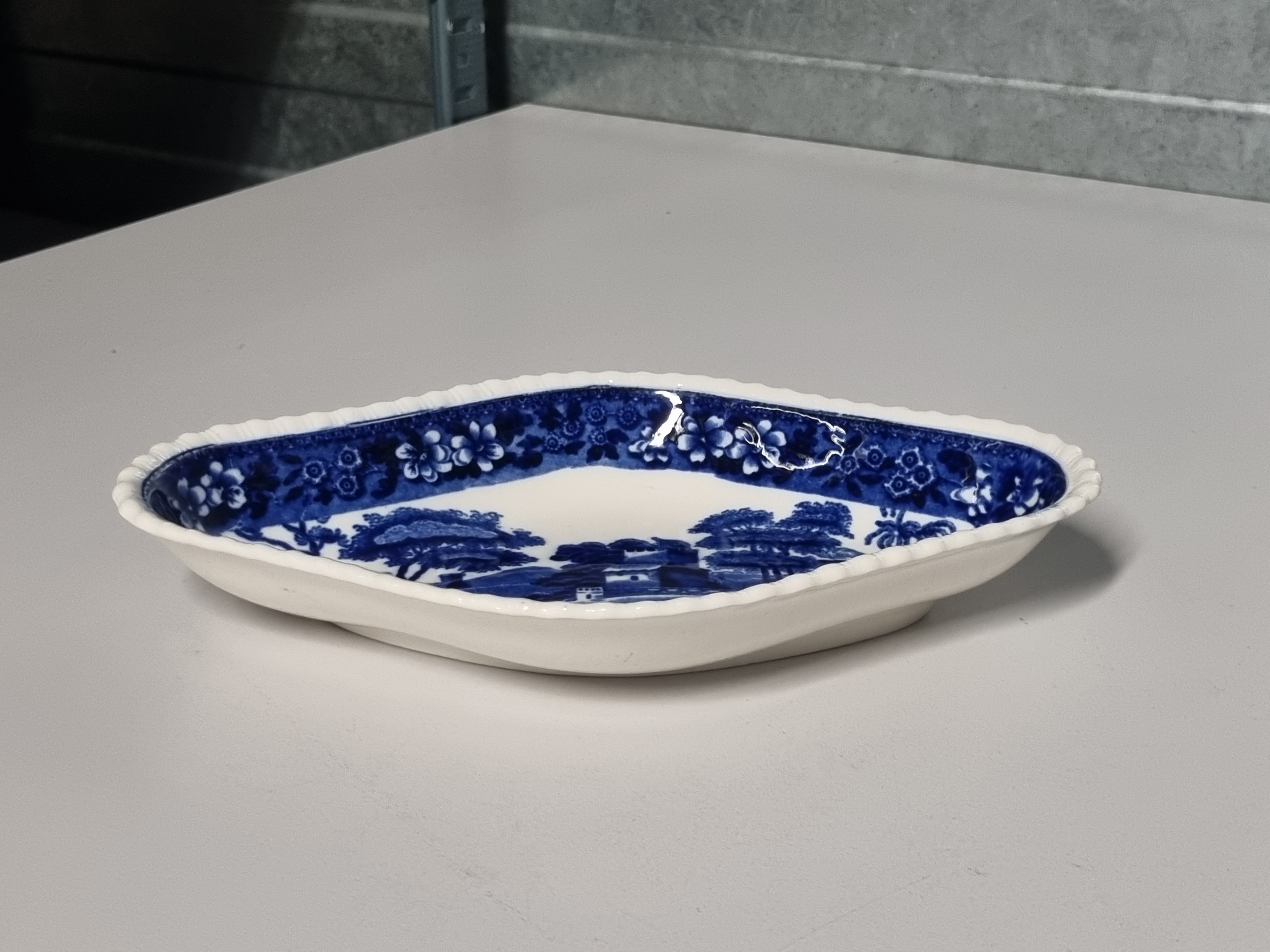 Engels Copeland Spode's Tower blauw ruitvormig schaaltje 23,5 cm