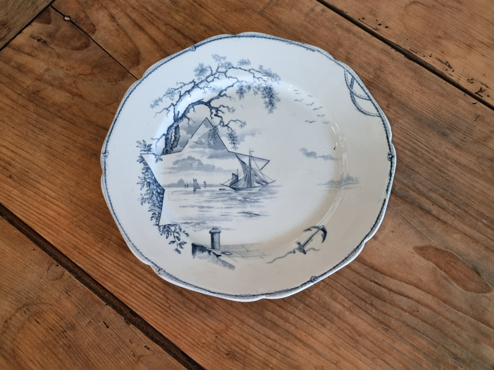 Petrus Regout Marines donkerblauw plat dinerbord 23,5 cm (hoekig model, ster)