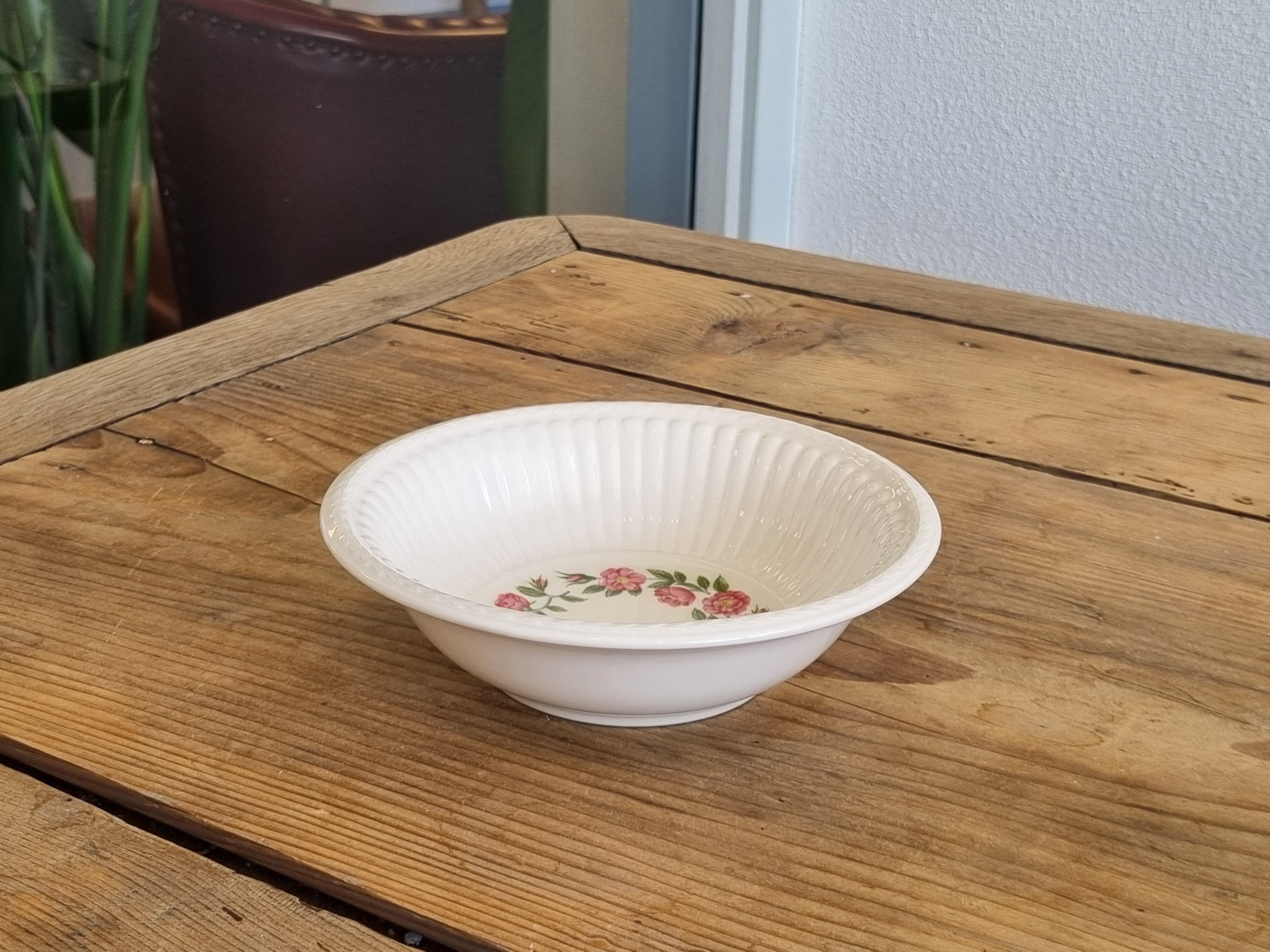 Wedgwood Rosalind Ontbijtschaaltje Serveerschaaltje 16 cm