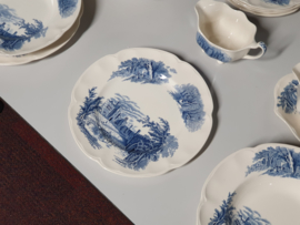 Engels blauw Johnson Bros Haddon Hall Eetservies voor 8 pers.