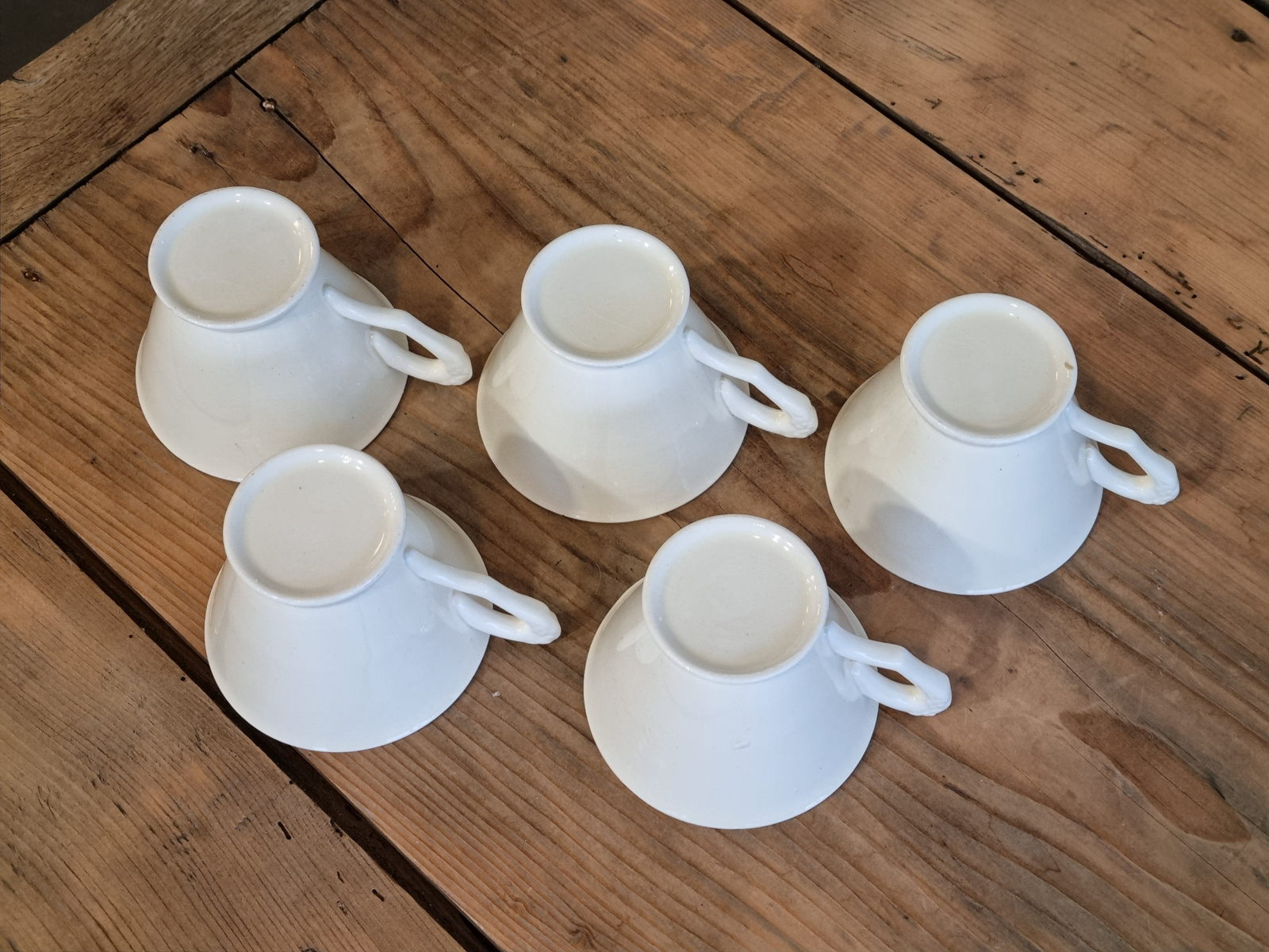 Societe Ceramique creme met rood/zwart randje Set 5x Kopje (bloemkooloortje)