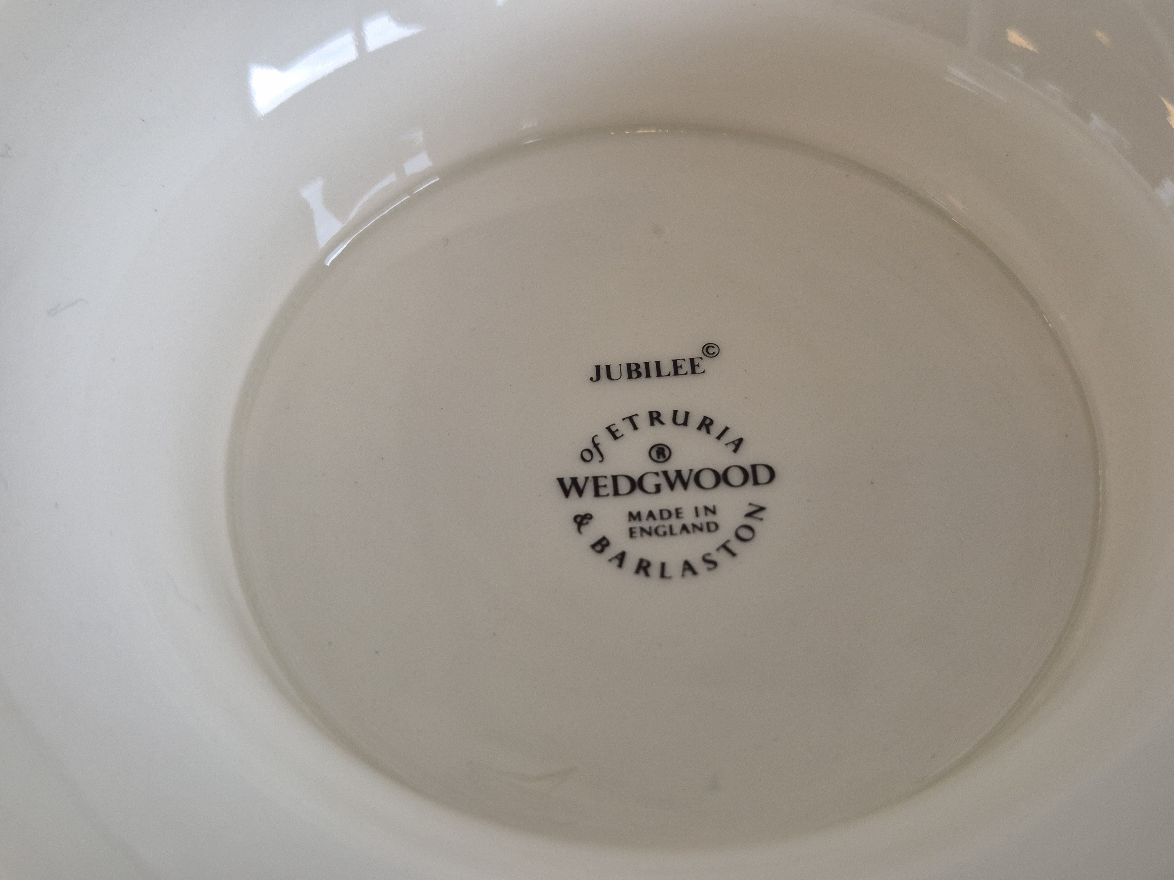 Wedgwood Edme Jubilee Goudrand Dekschaal Terrine 20 cm