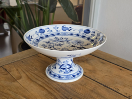 Zwiebelmuster Huttensteinach Tazza op hoge voet 23 cm