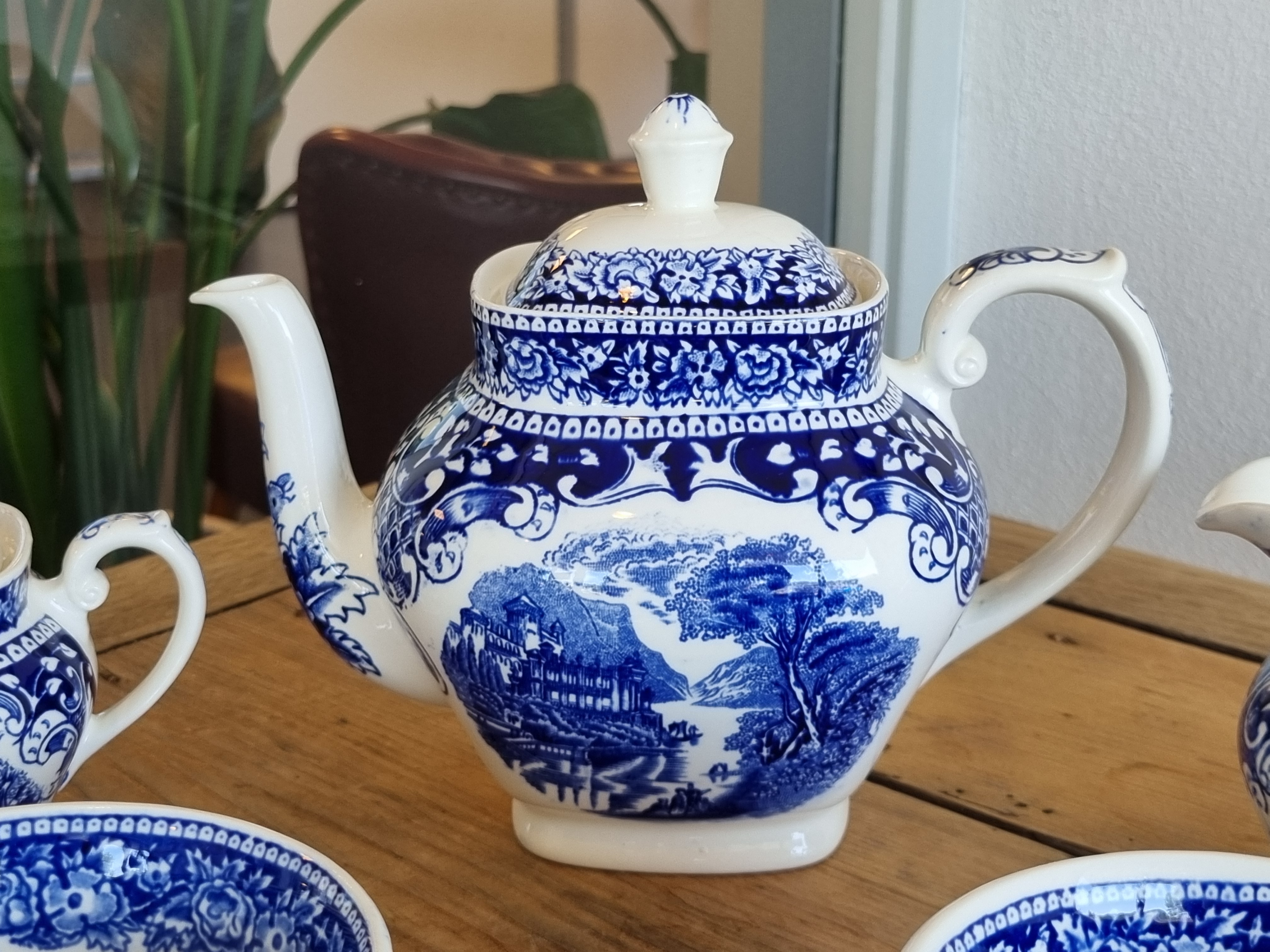 Regout Castillo Old England Cambridge blauw theestel voor 2 personen