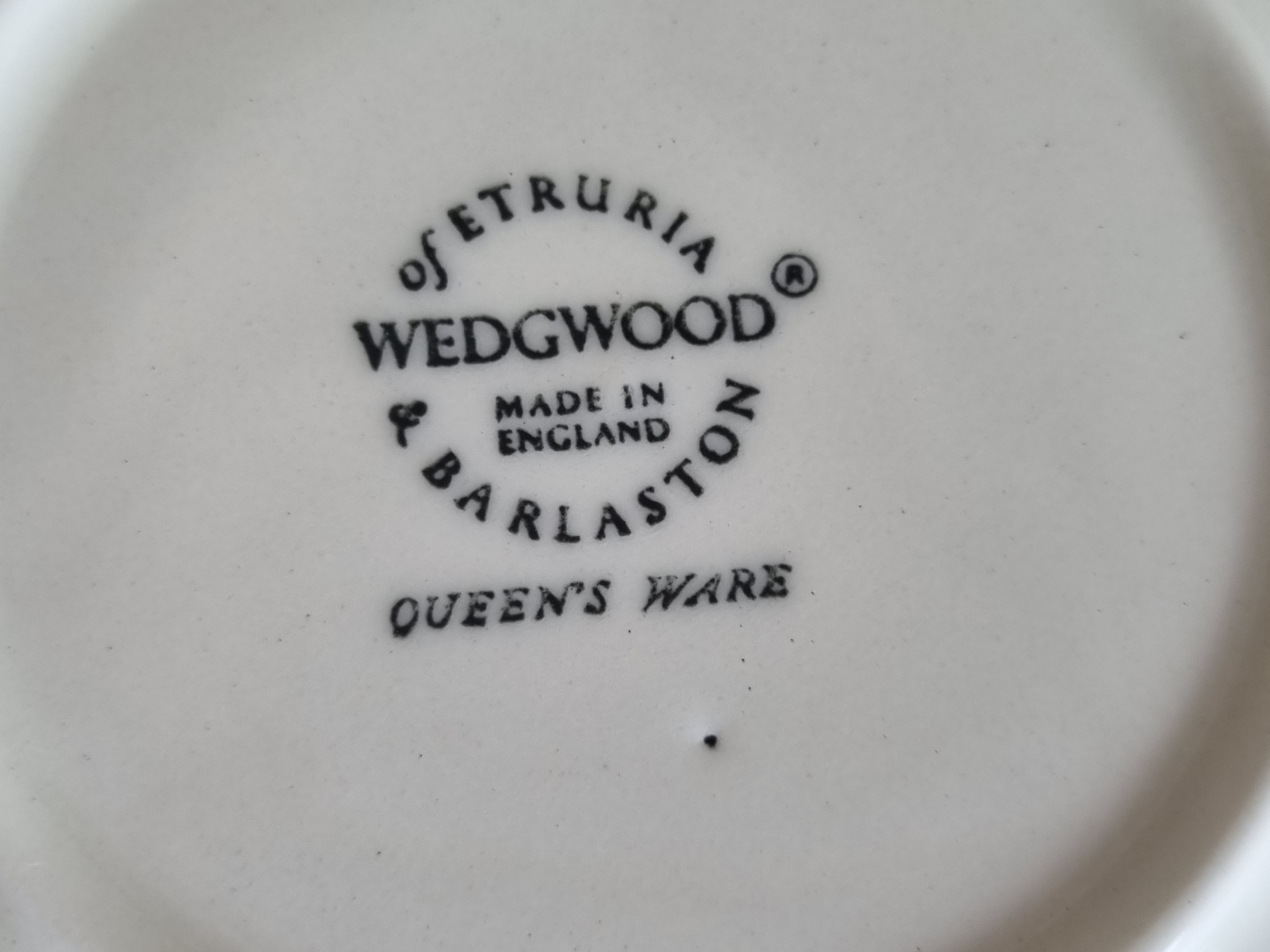 Wedgwood Queen's Ware Kop en schotel 9 cm