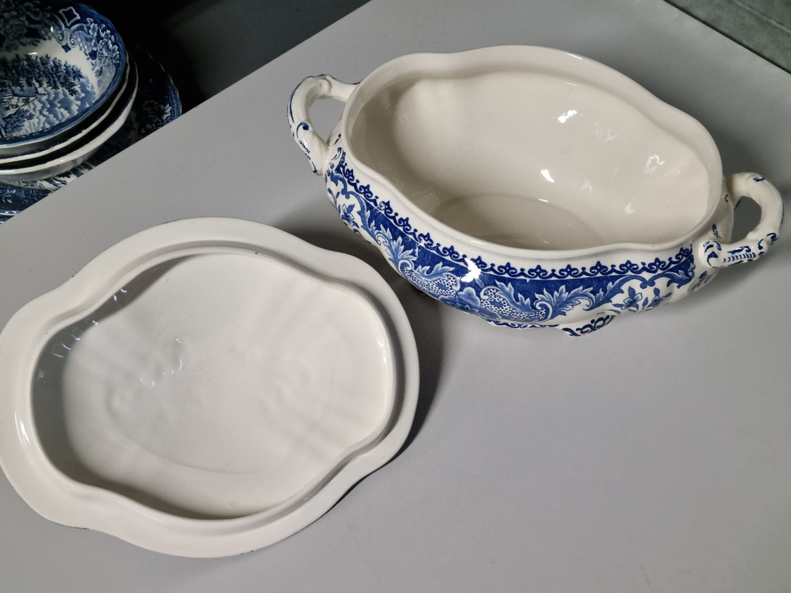 Boch BFK decor Dordrecht blauw grootste Dekschaal Terrine