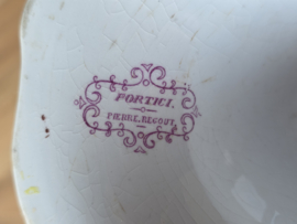 Petrus Regout Portici tazza, hoge schaal op voet met zeldzame oren (model Wellington)