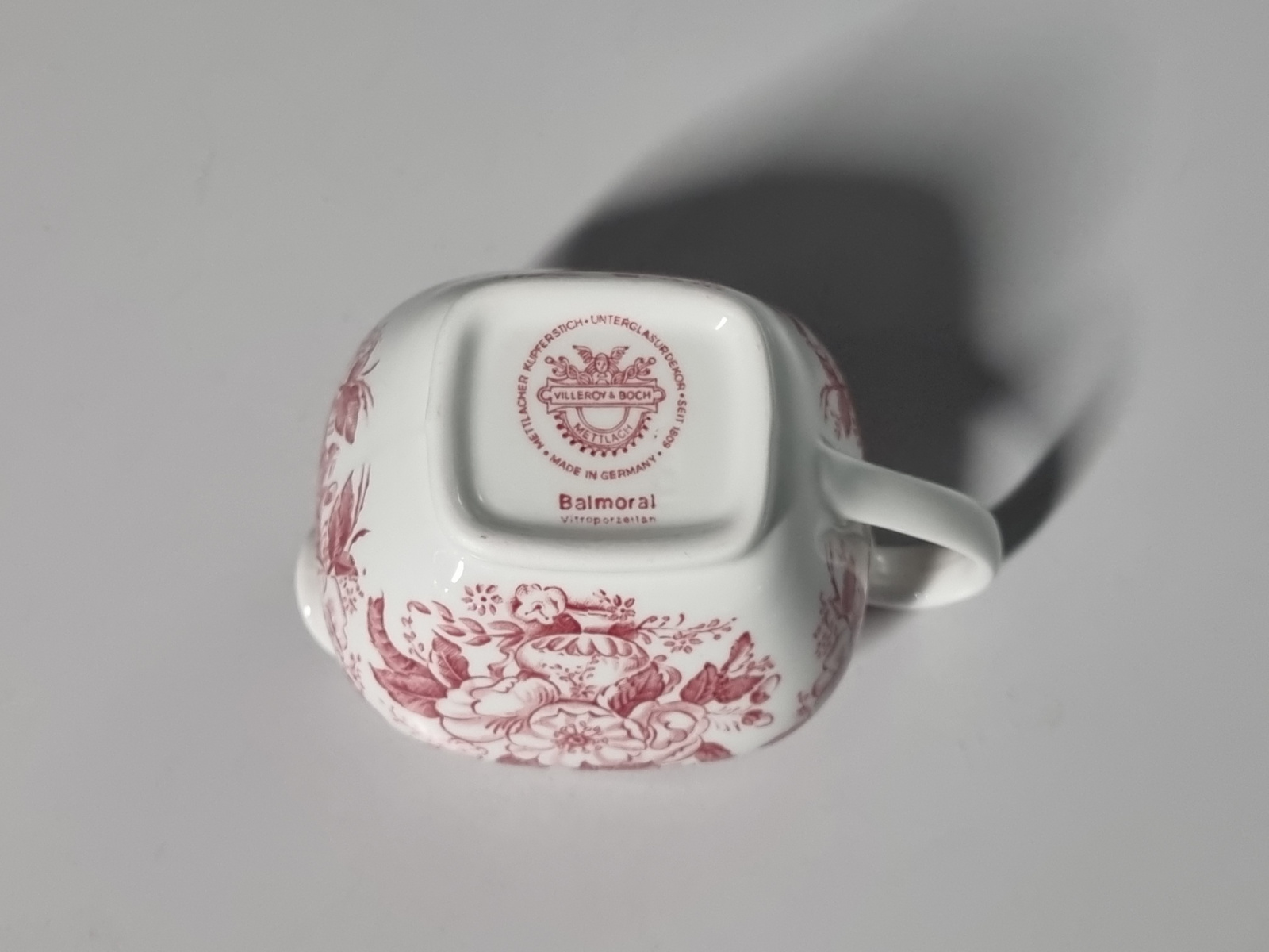 Villeroy en Boch Balmoral rood roomkan