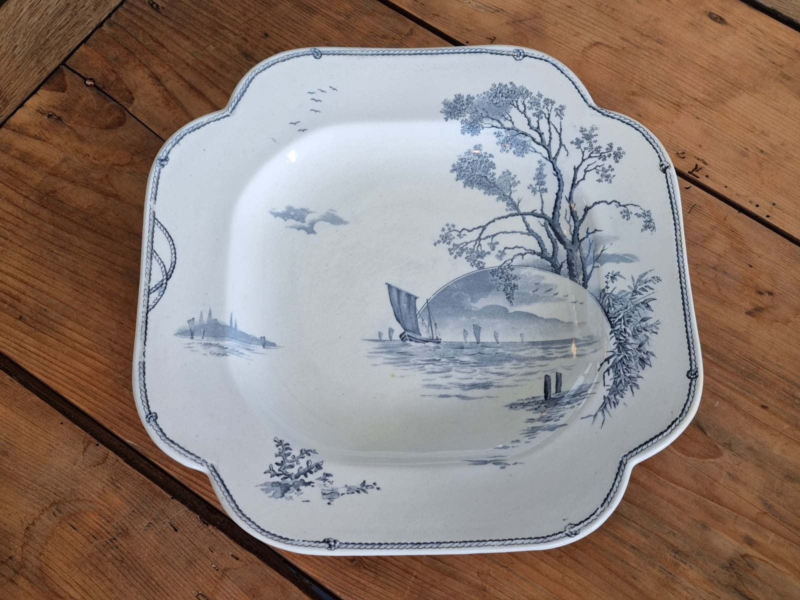Petrus Regout Marines donkerblauw vierkant bord (hoekig model, zonsondergang)  29,5 cm