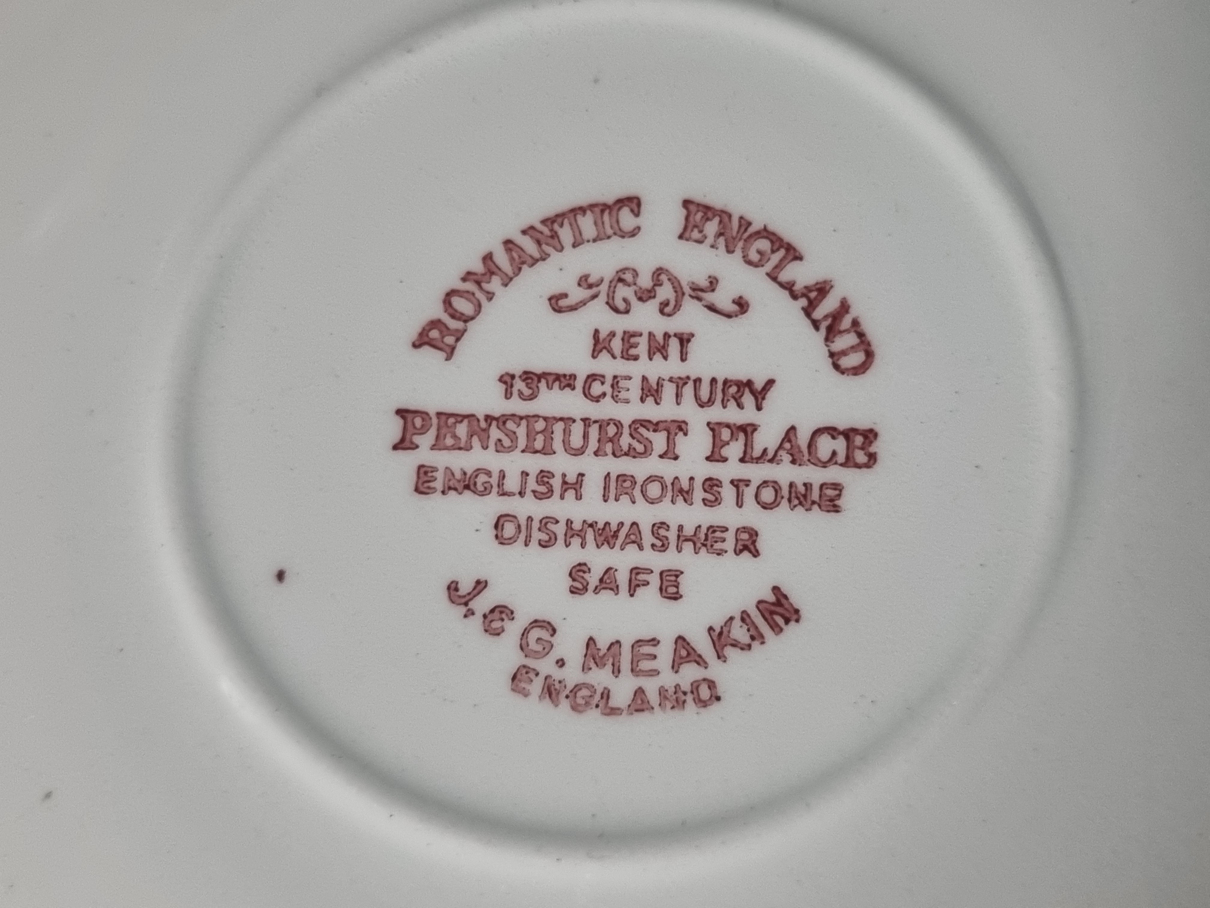 Engels rood Meakin Romantic England Soepkom met schotel