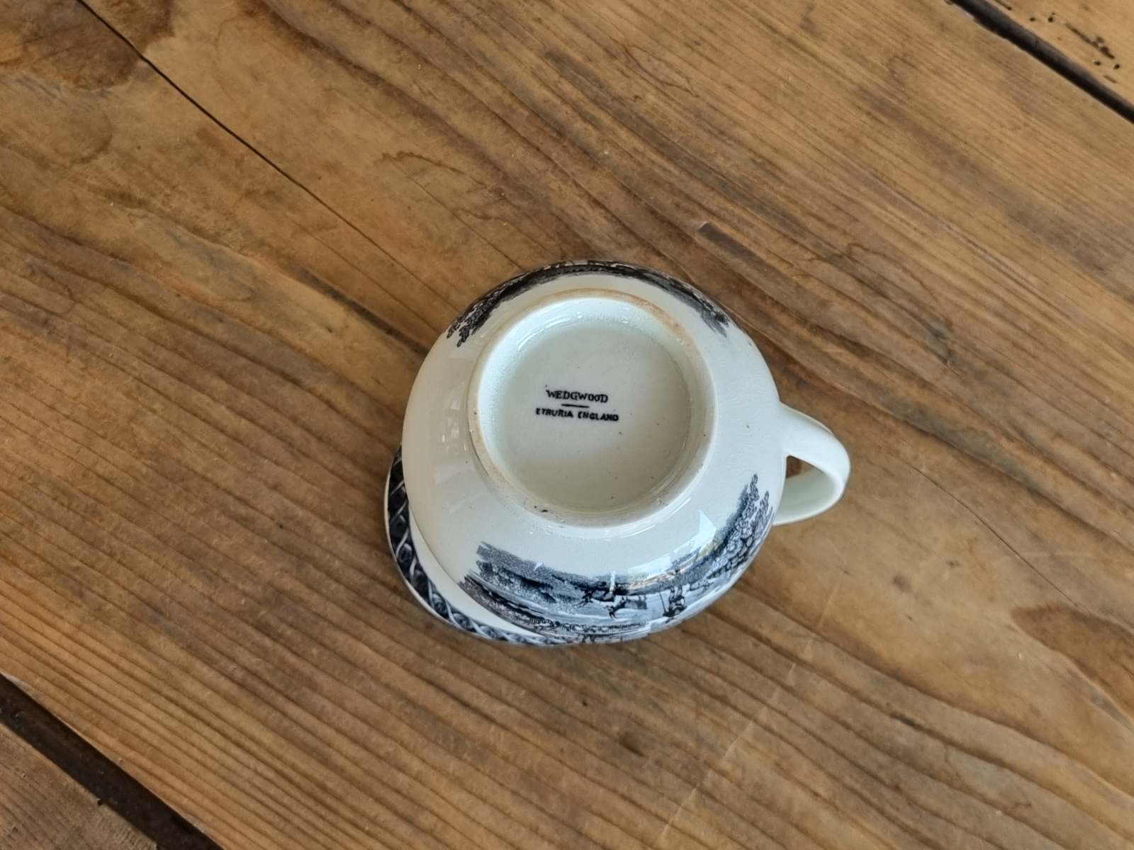 Wedgwood Lugano Roomkannetje (lang oor)