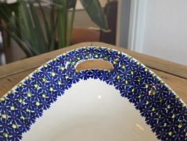 Societe Ceramique Schrijfnamendecor schaal met greepjes