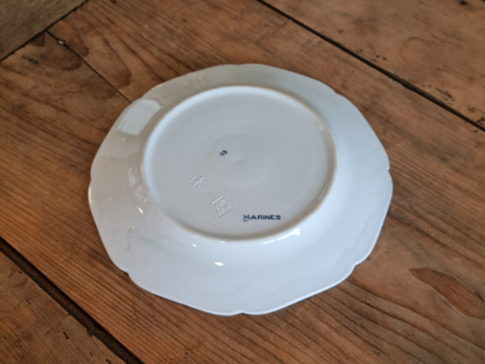 Petrus Regout Marines donkerblauw plat dinerbord 23,5 cm (hoekig model, ster)
