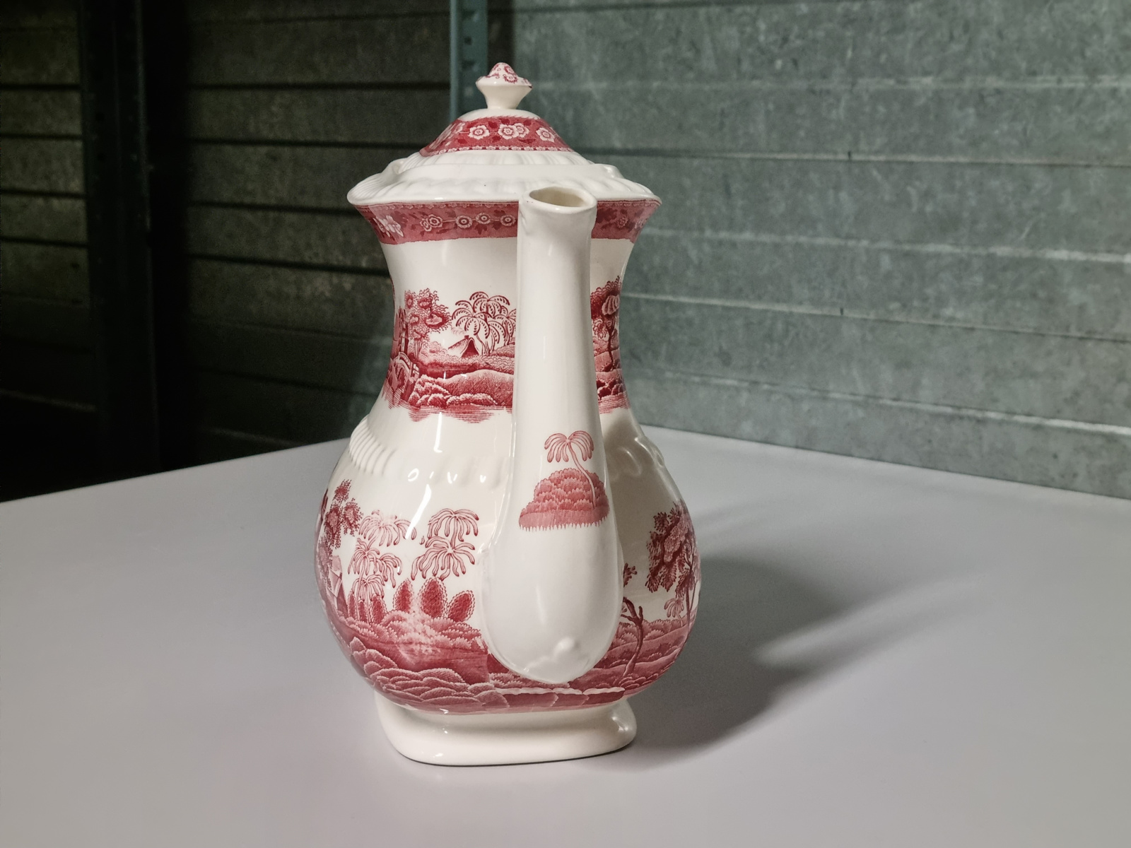 Engels Copeland Spode's Tower rood Koffiepot