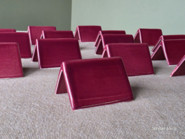 Set 15x tafelschikking naambordjes van aardewerk