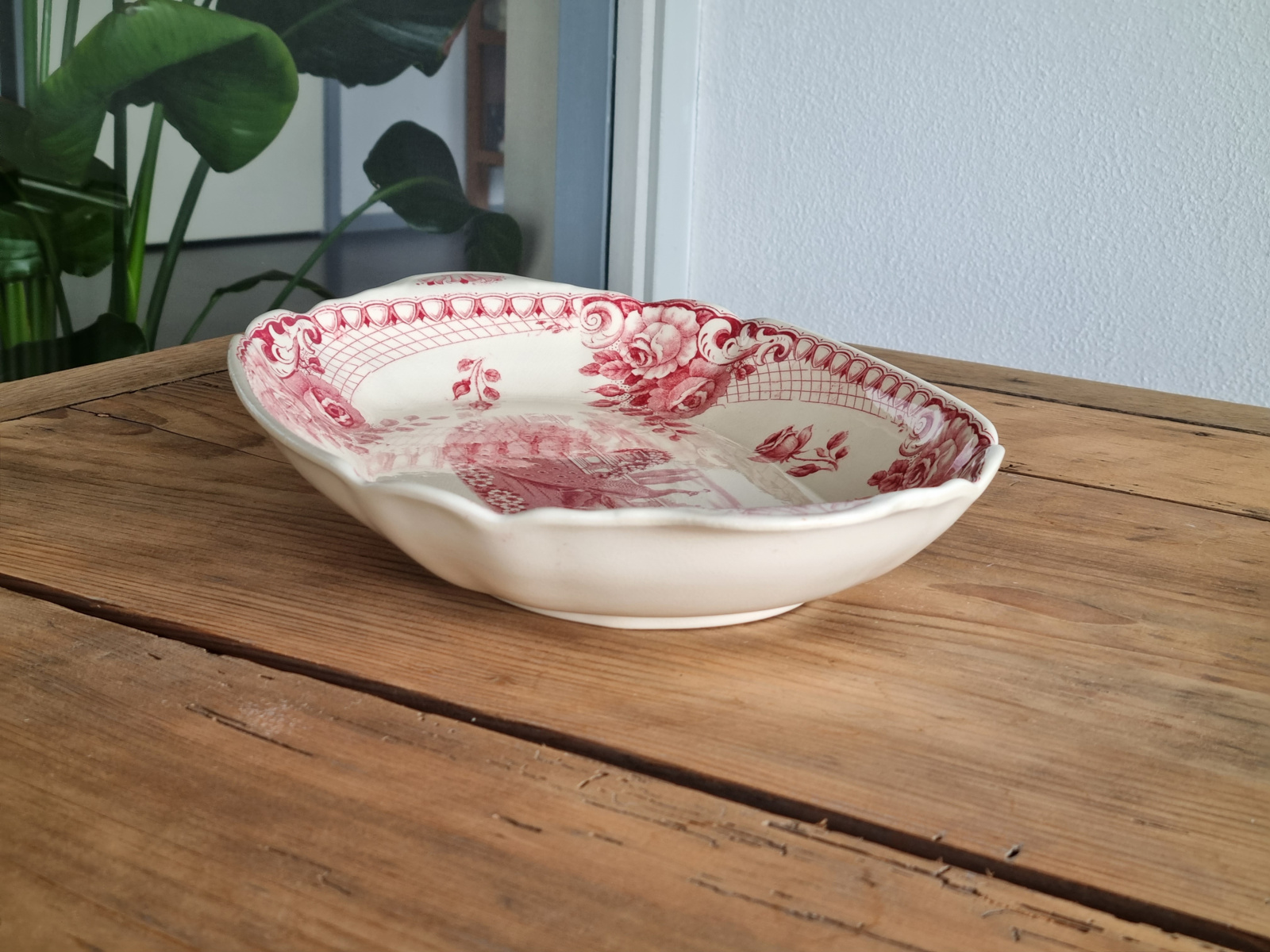 Peacock rood Societe Ceramique ovale schaal met greepjes 38 cm