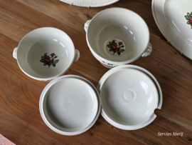 Wedgwood Moss Rose set schalen 5 delig