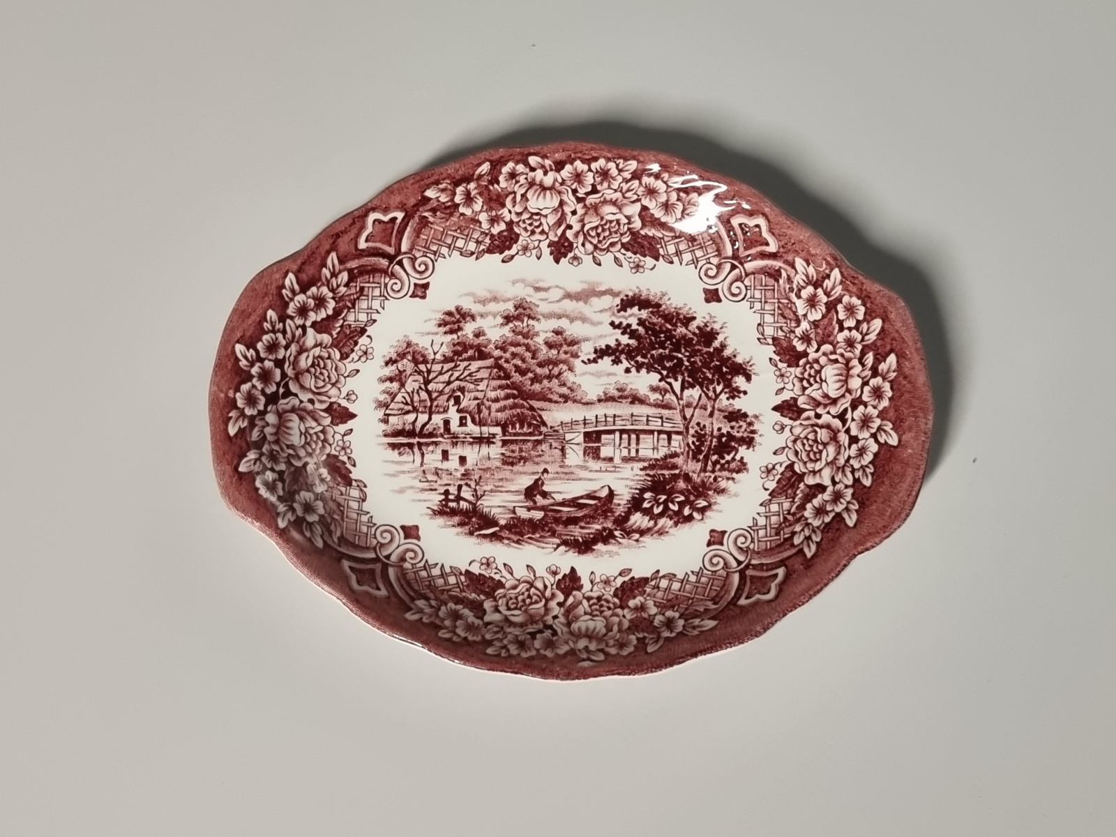 Engels rood Grindley Homeland Schaaltje 19,5 cm