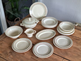 Nimy Belgium rood groen stipje compleet vintage Kinderservies