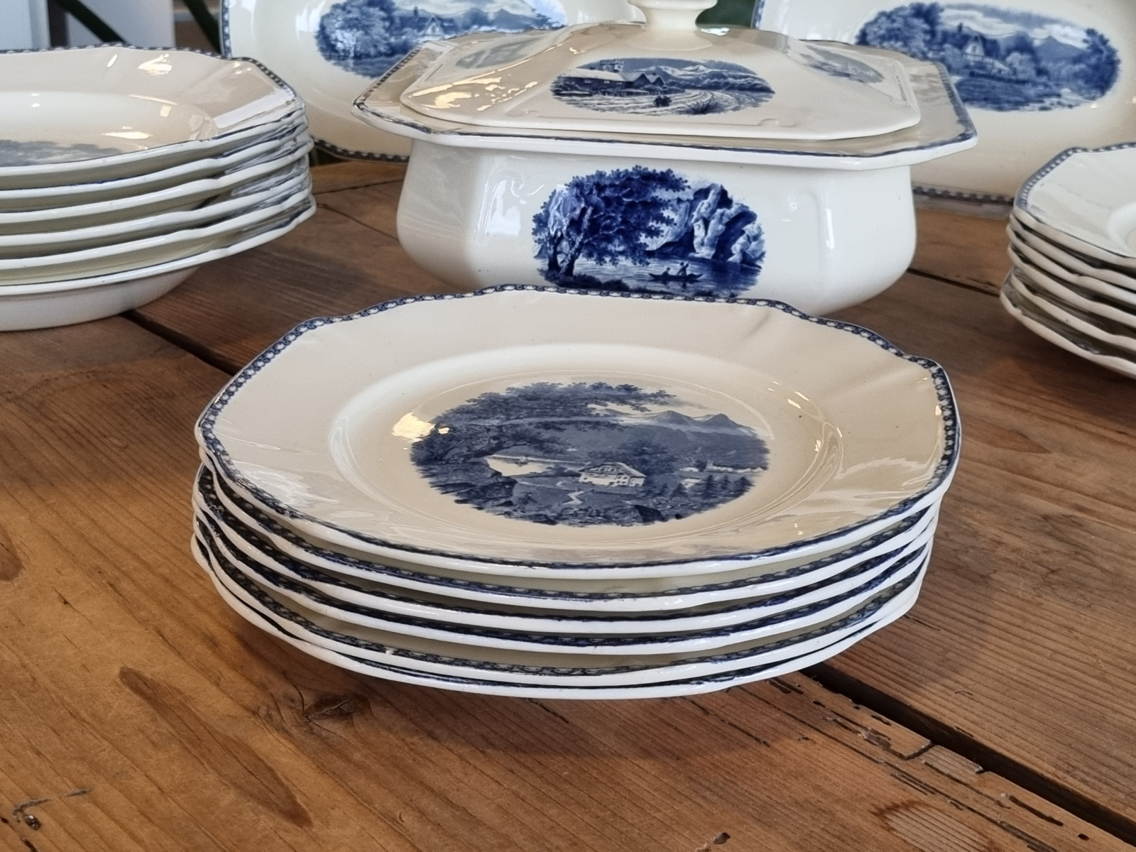 Landschap Blauw Societe Ceramique compleet Eetservies 6 persoons (hoekig model)