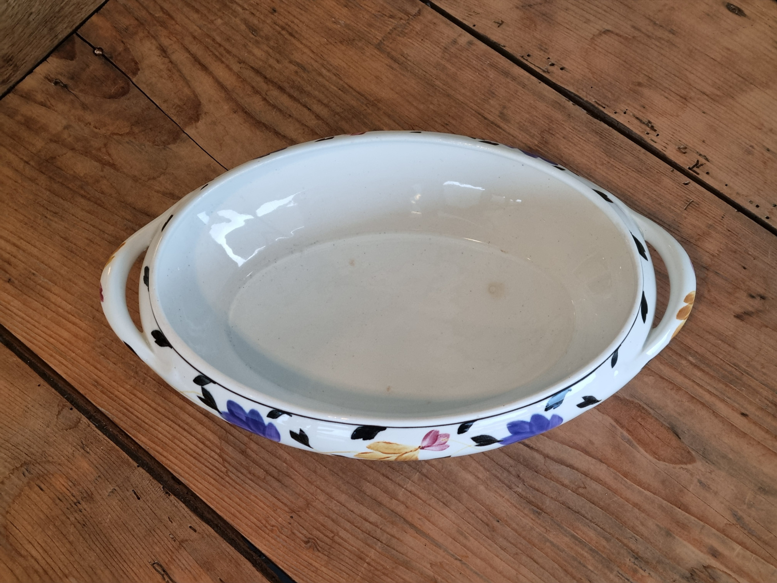 Boerenbont 255b Societe Ceramique ovale schaal met greepjes model René nr. 2