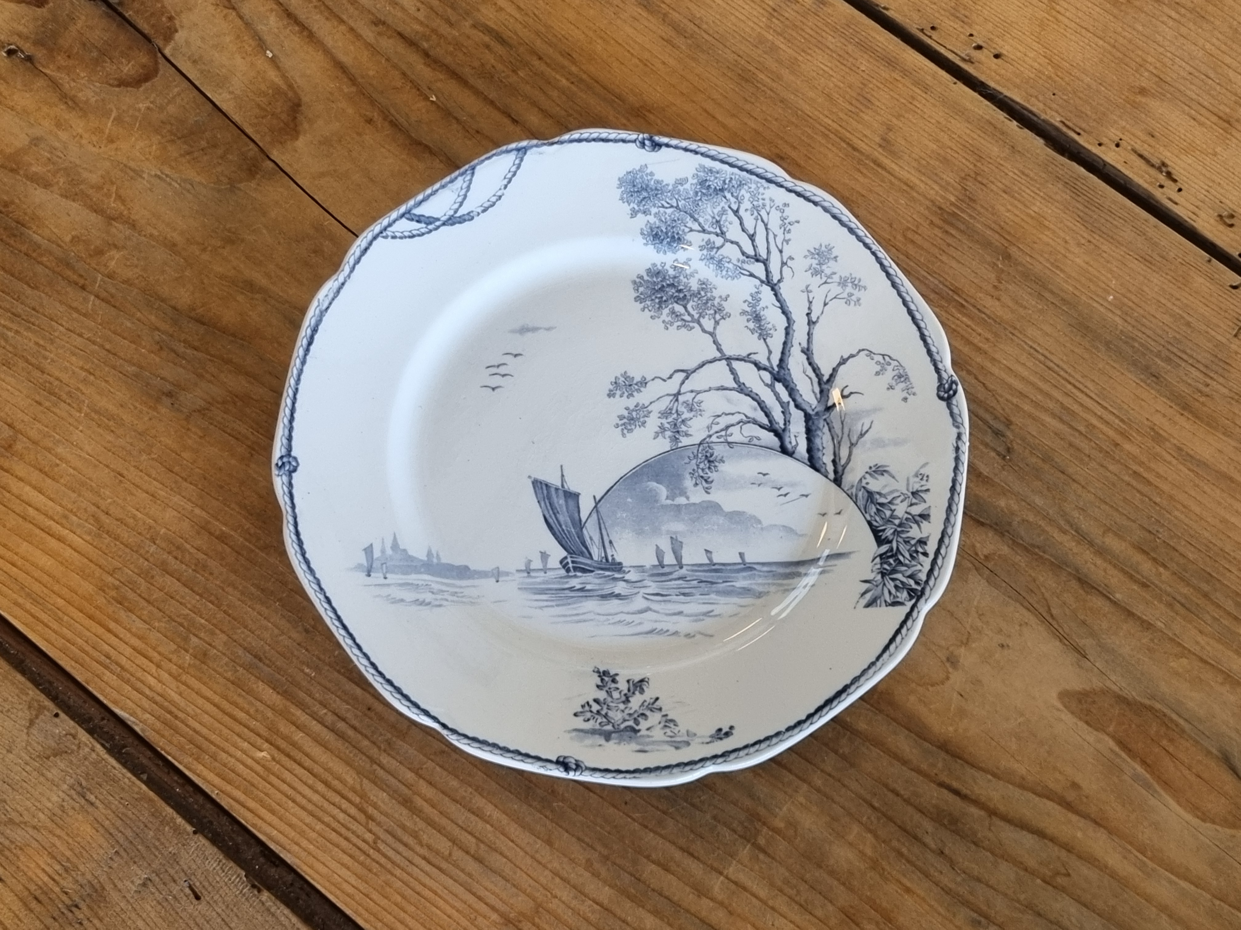 Petrus Regout Marines donkerblauw ontbijtbord 19,5 cm (hoekig model, ondergaande zon)