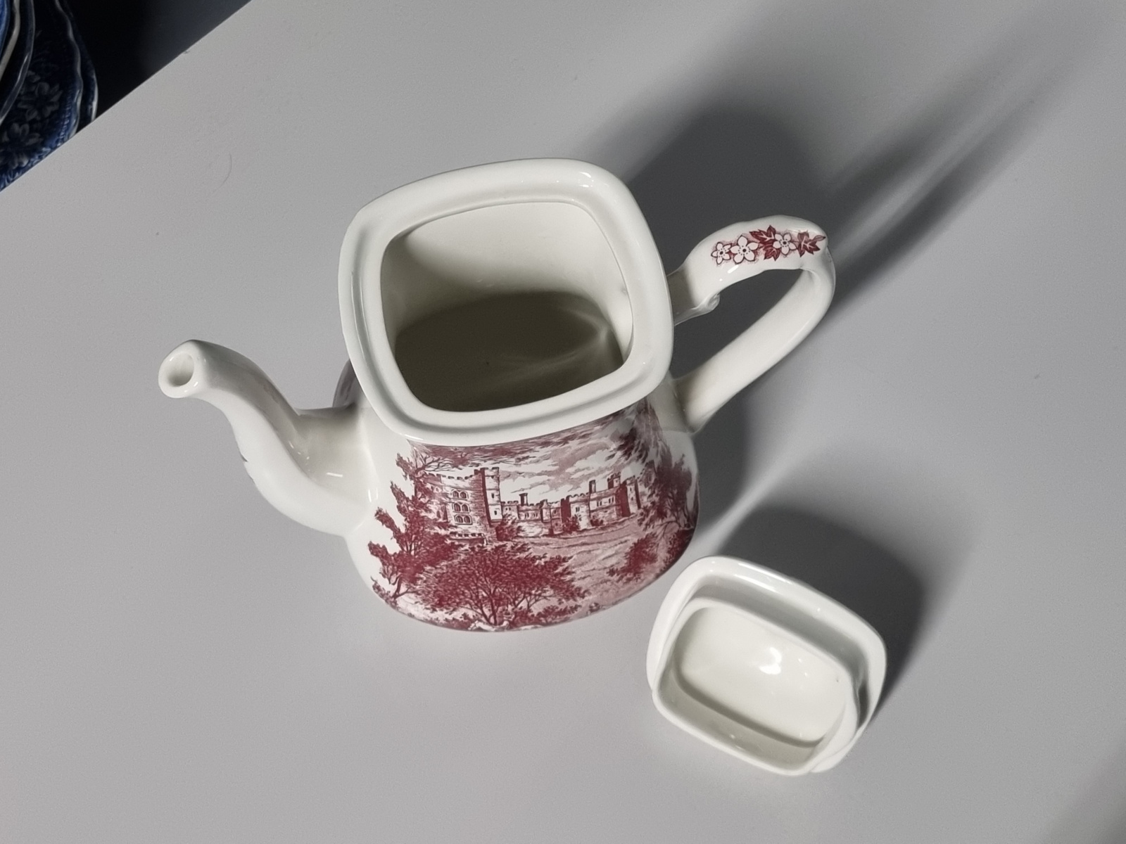 Engels rood Meakin Merrie England koffiepot theepot 18 cm