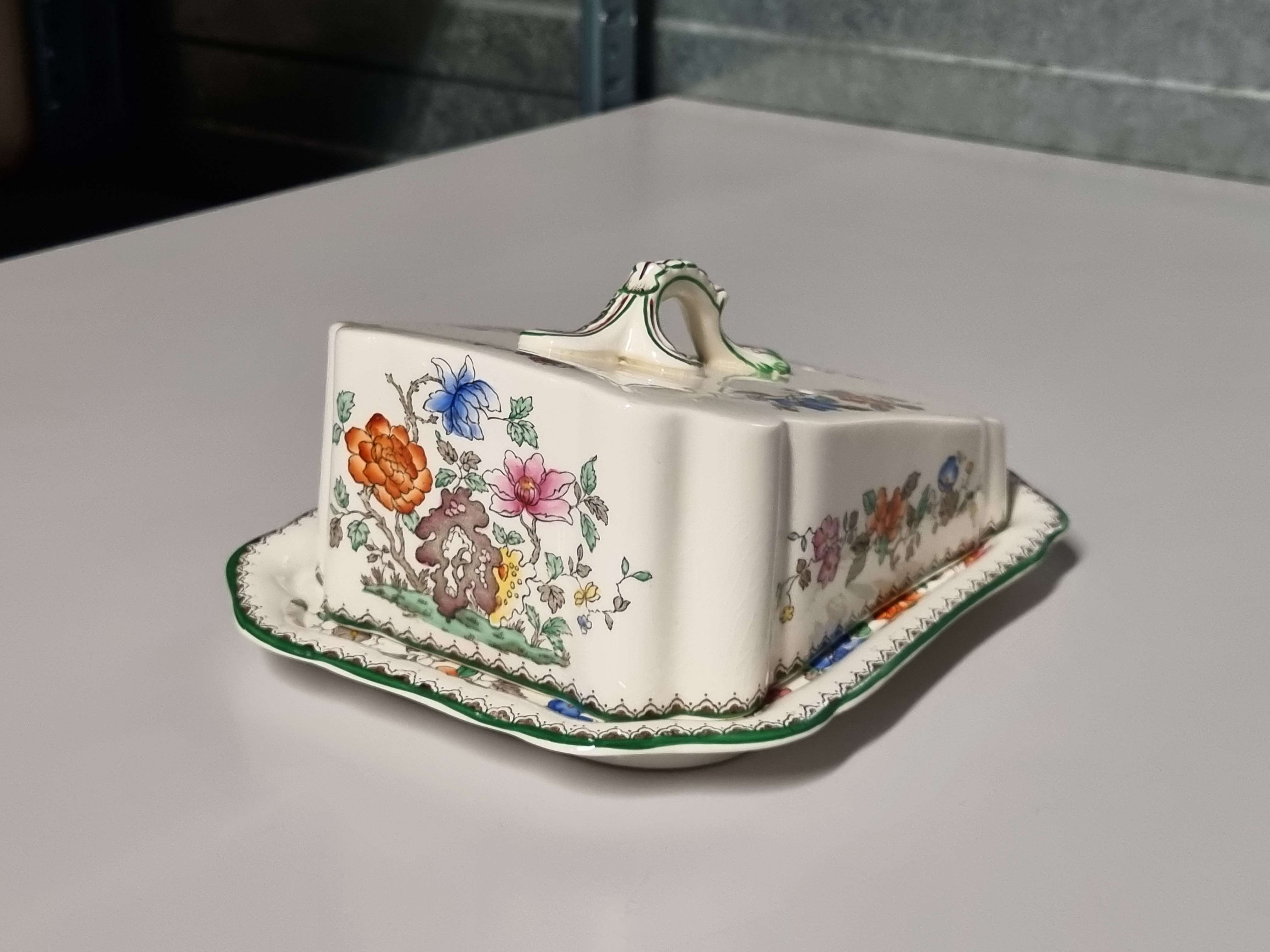 Engels Spode Copeland Chinese Rose kaasstolp boterstolp