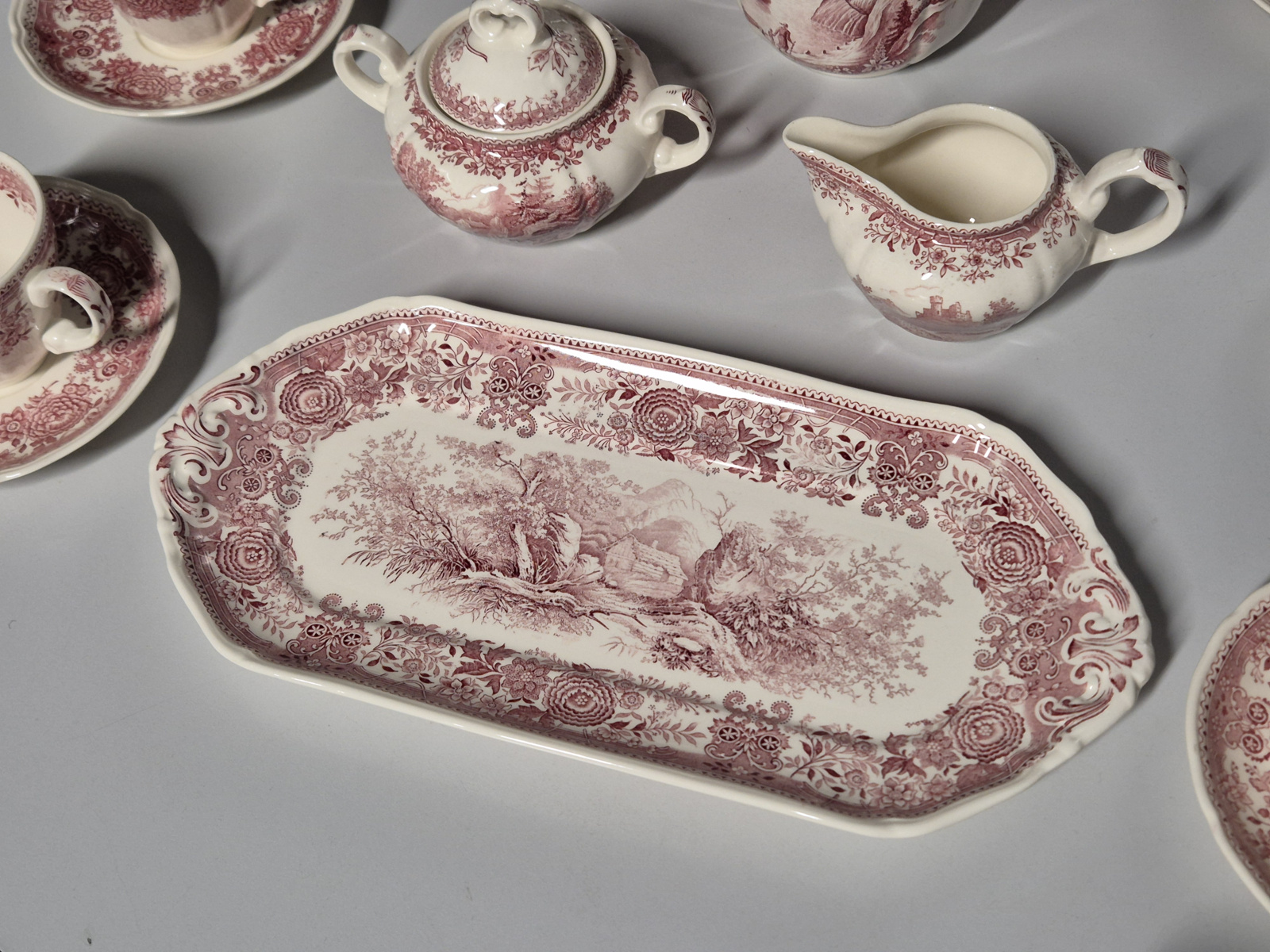 Villeroy en Boch Burgenland rood Koffieservies 8-pers.