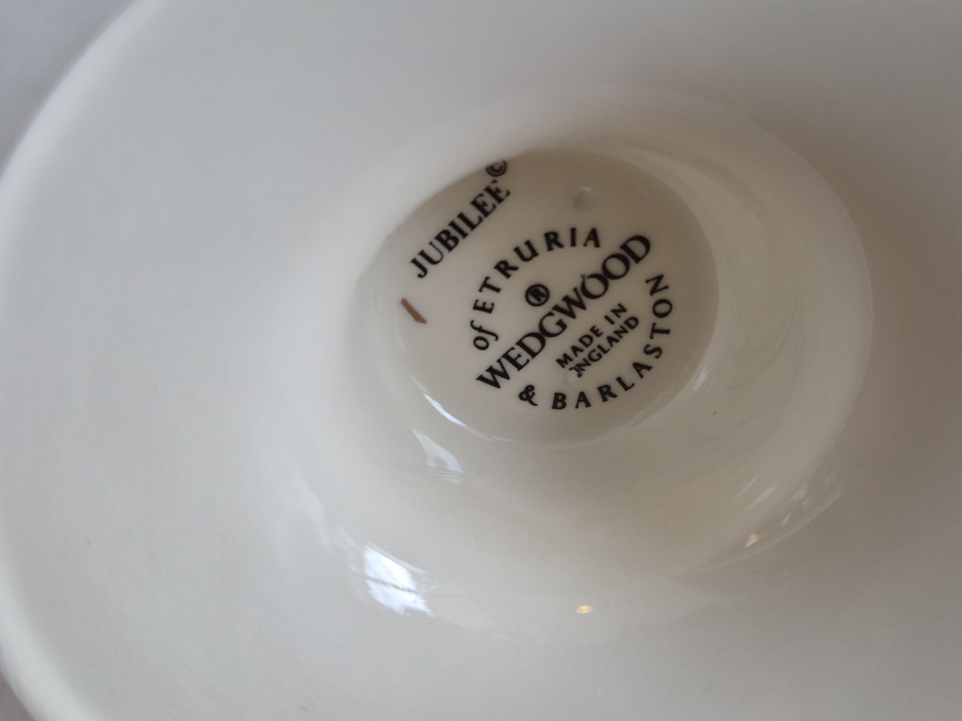 Wedgwood Edme Jubilee Goudrand Koffiepot 19 cm