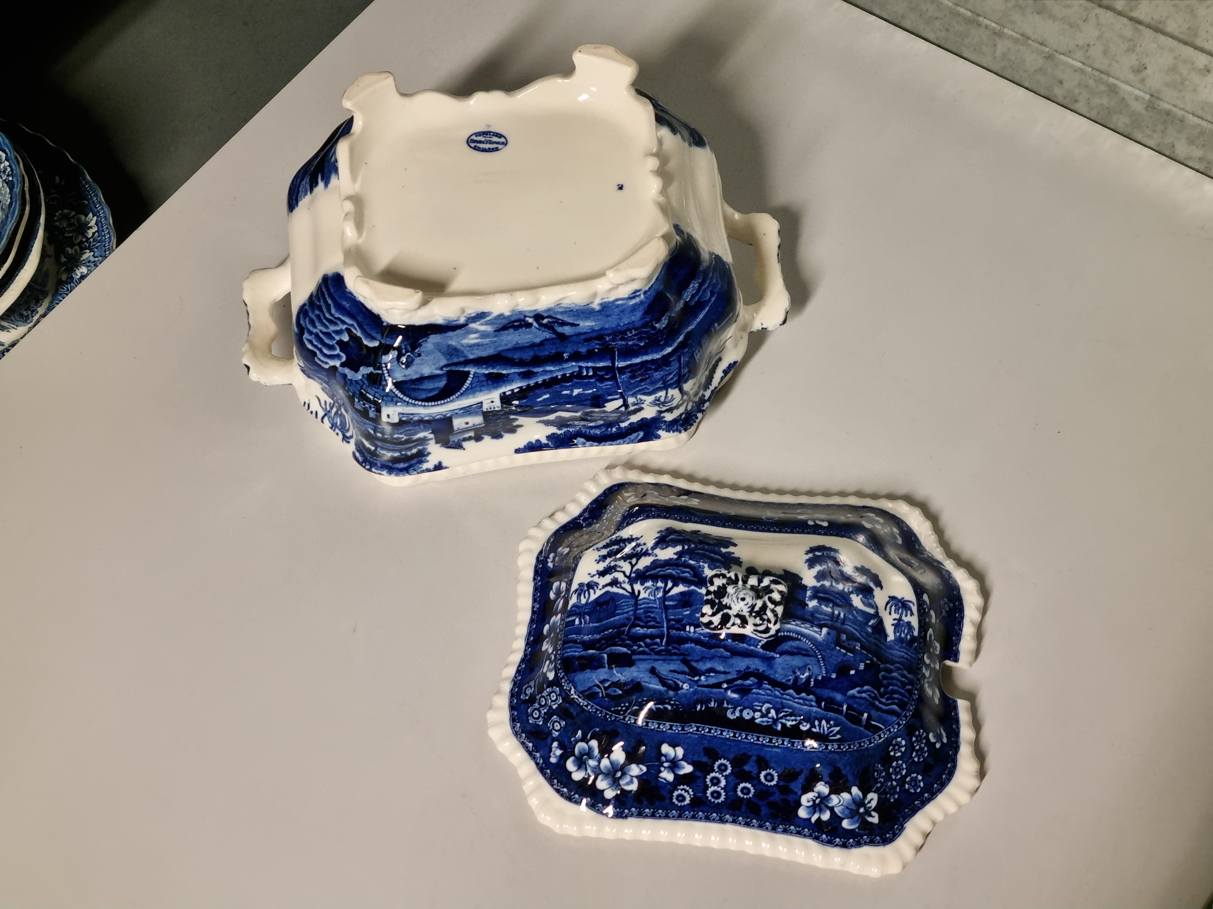 Engels Copeland Spode's Tower blauw Soepterrine Dekschaal Terrine