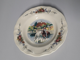 Frans Sarreguemines Obernai diep bord 23 cm (paarden)