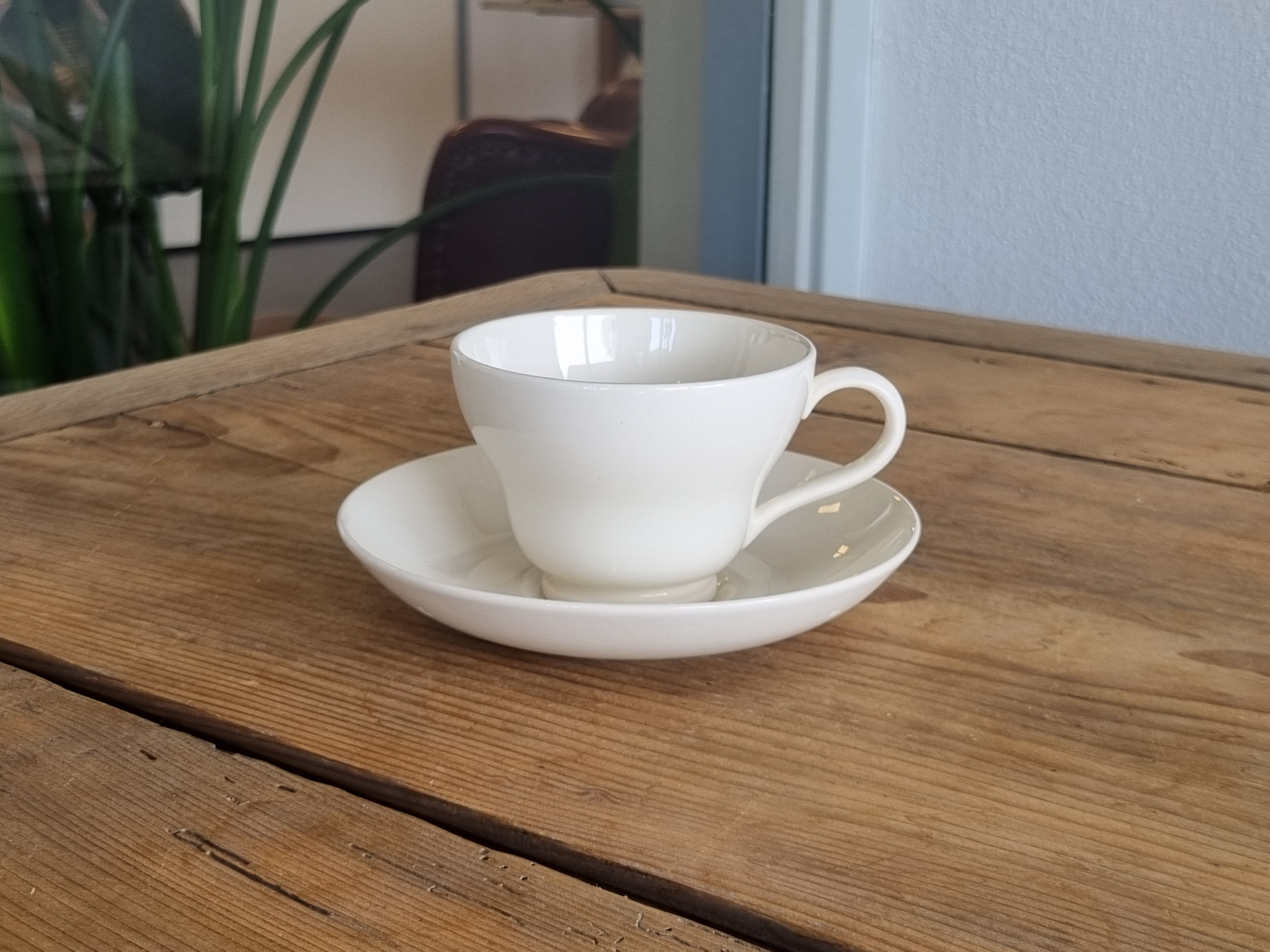 Wedgwood Queen's Ware Kop en schotel 9 cm