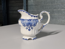 Verkocht = Boch BFK decor Dordrecht blauw robuuste Schenkkan 15 cm