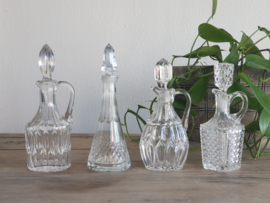 Glas Vintage set 4x kleine Karaf