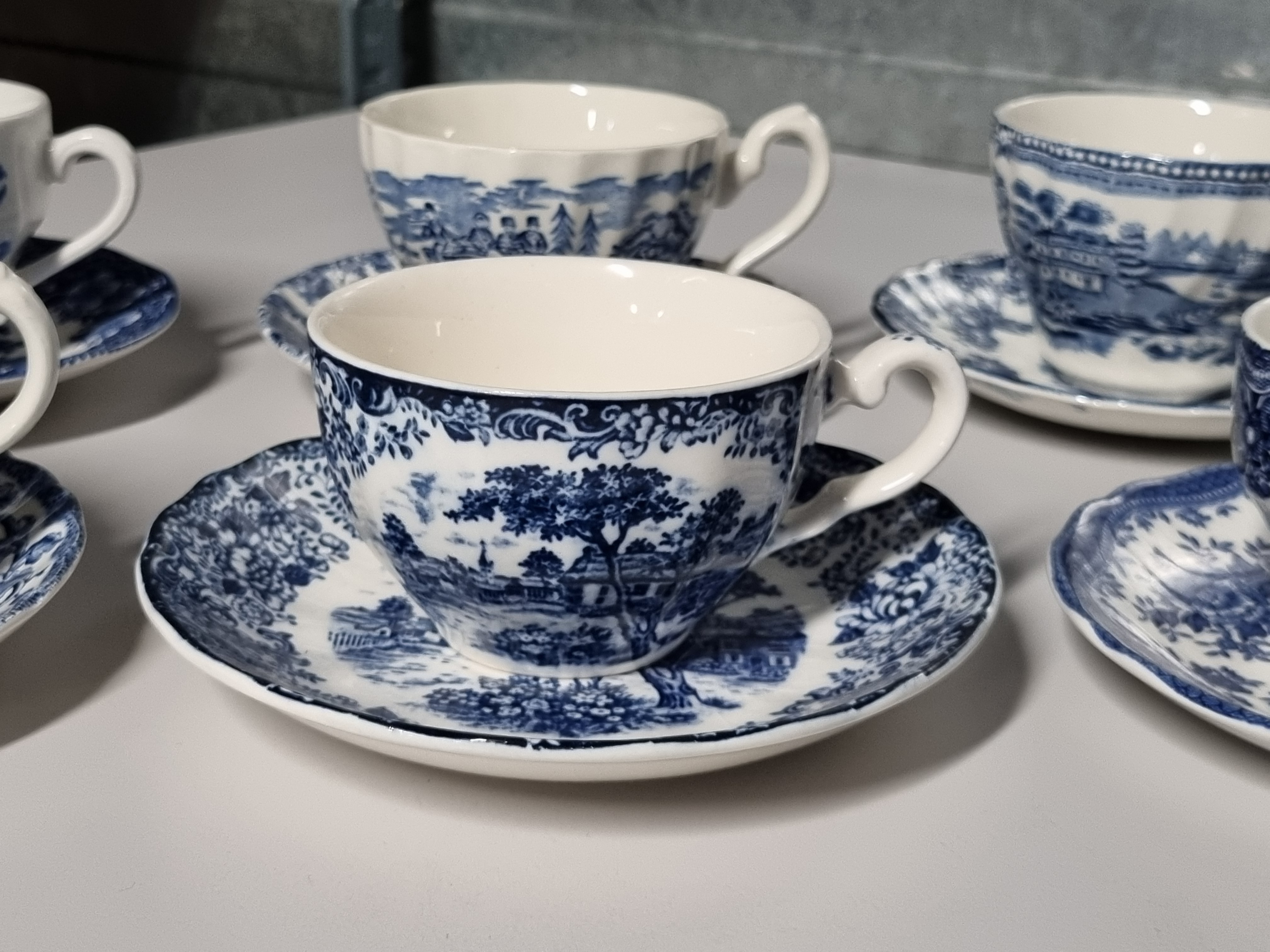 Engels blauw Set 6x mix & match kop en schotel (wit binnenin)