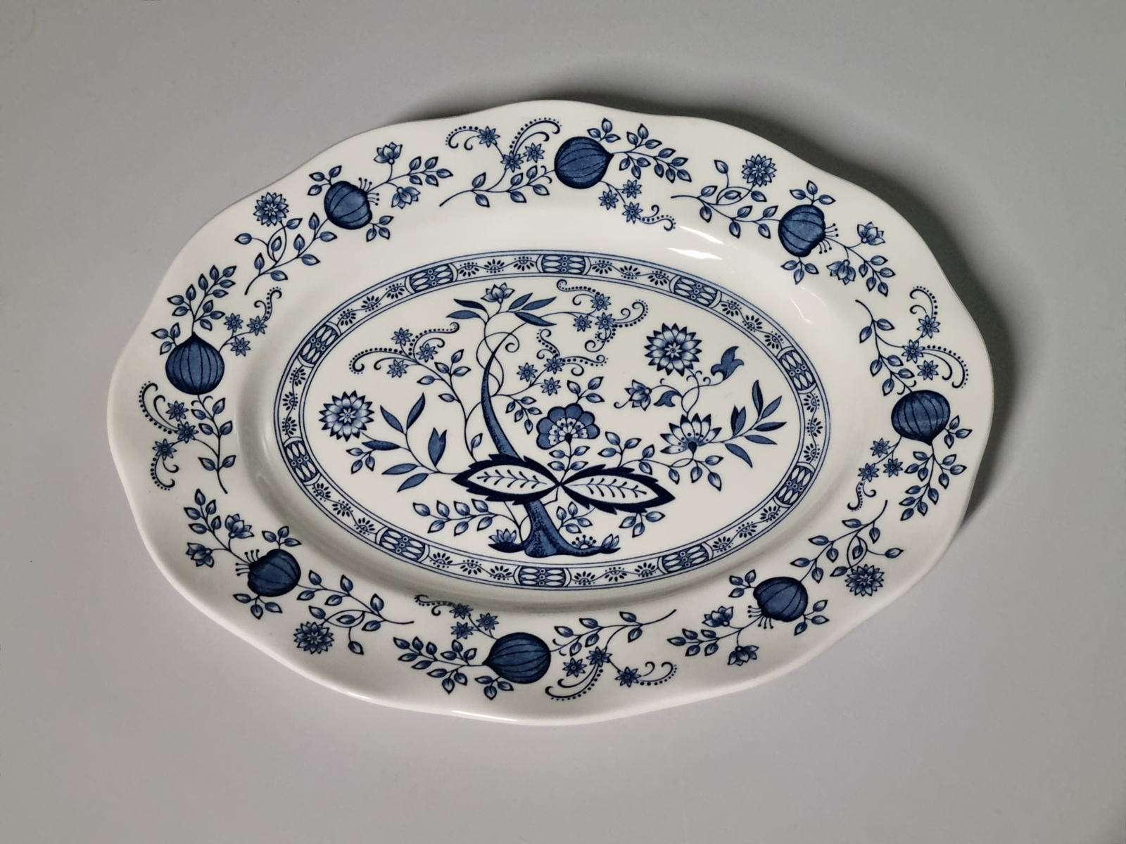 Engels blauw Enoch Wedgwood Blue Onion serveerschaal 31 cm