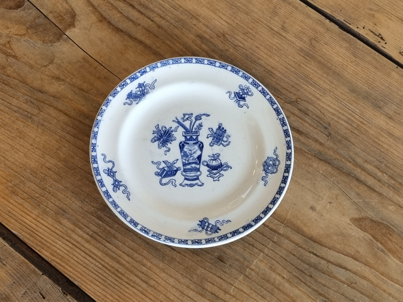 Potiche blauw Petrus Regout Bordje 16 cm